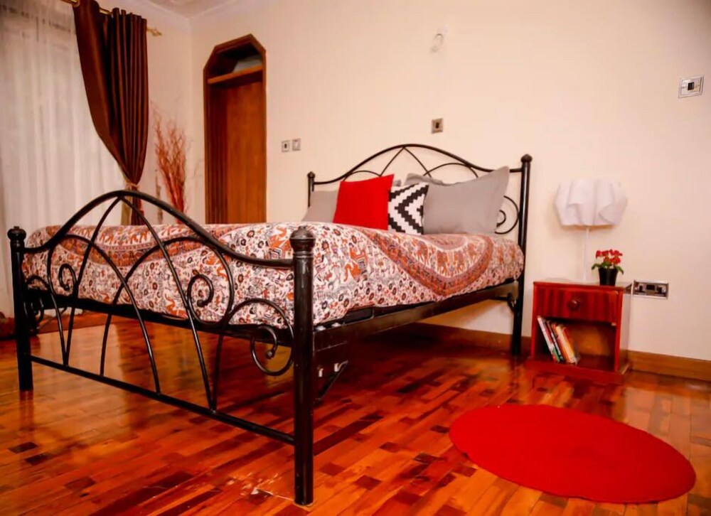 Sherry Homes Qwetu Studio