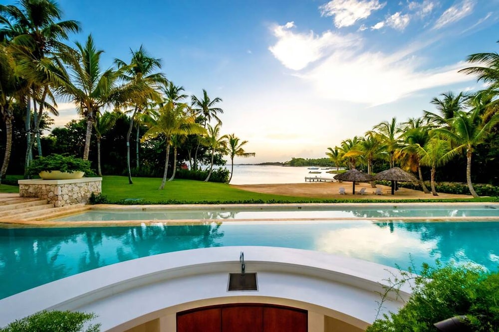 Private Beach Estate w Pool Elevator Chef Butler