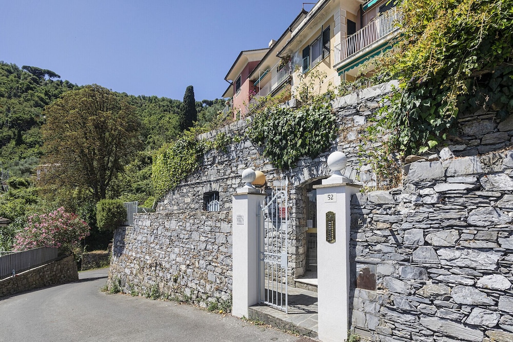 Orizzonte Blu With Terrace by Wonderful Italy