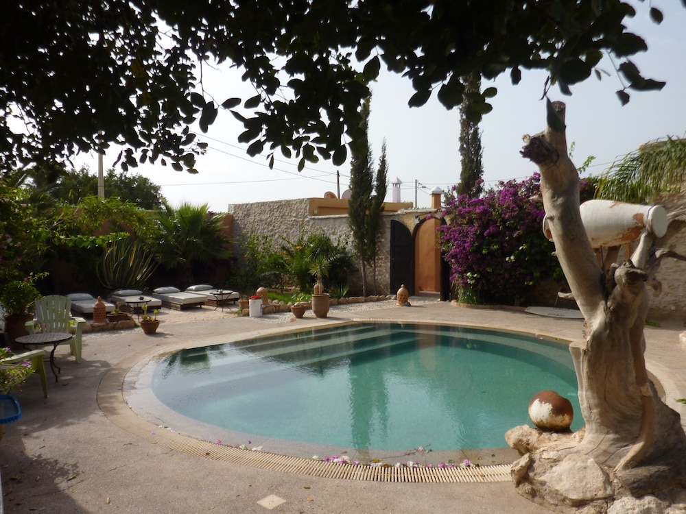 Welcome to Grenadine Town, Double Bedroom Spacious With Swimming Pool