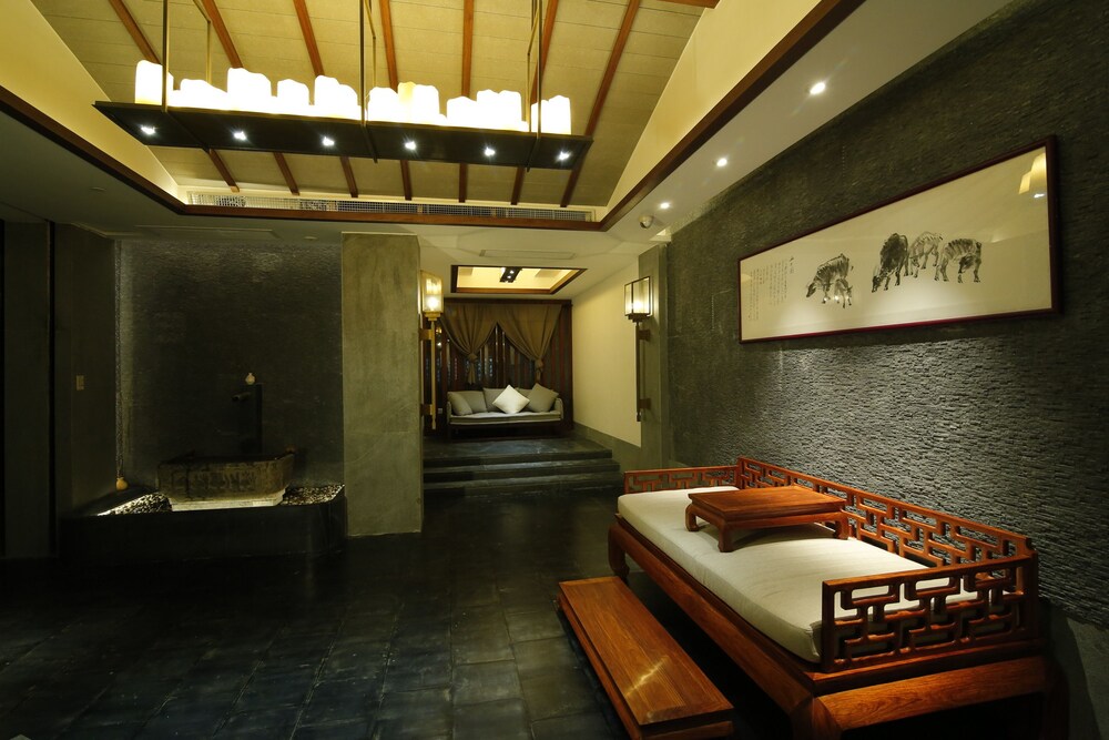 Putuoshan Ruyige Junlan Guest House