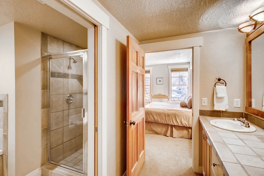Park City Ski Resort - Town Pointe Condos