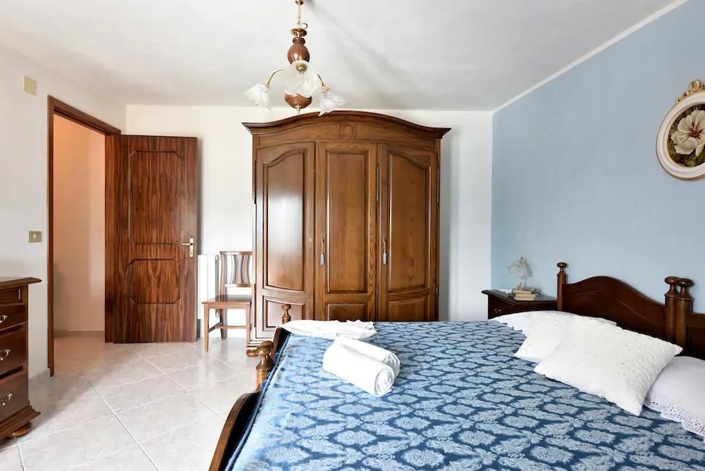 B&b Rooms Urzulei