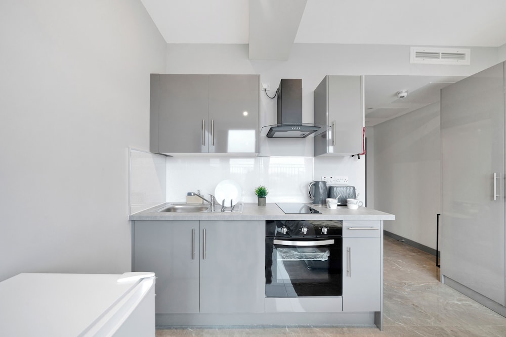 Hotel Studio Apartment in East London
