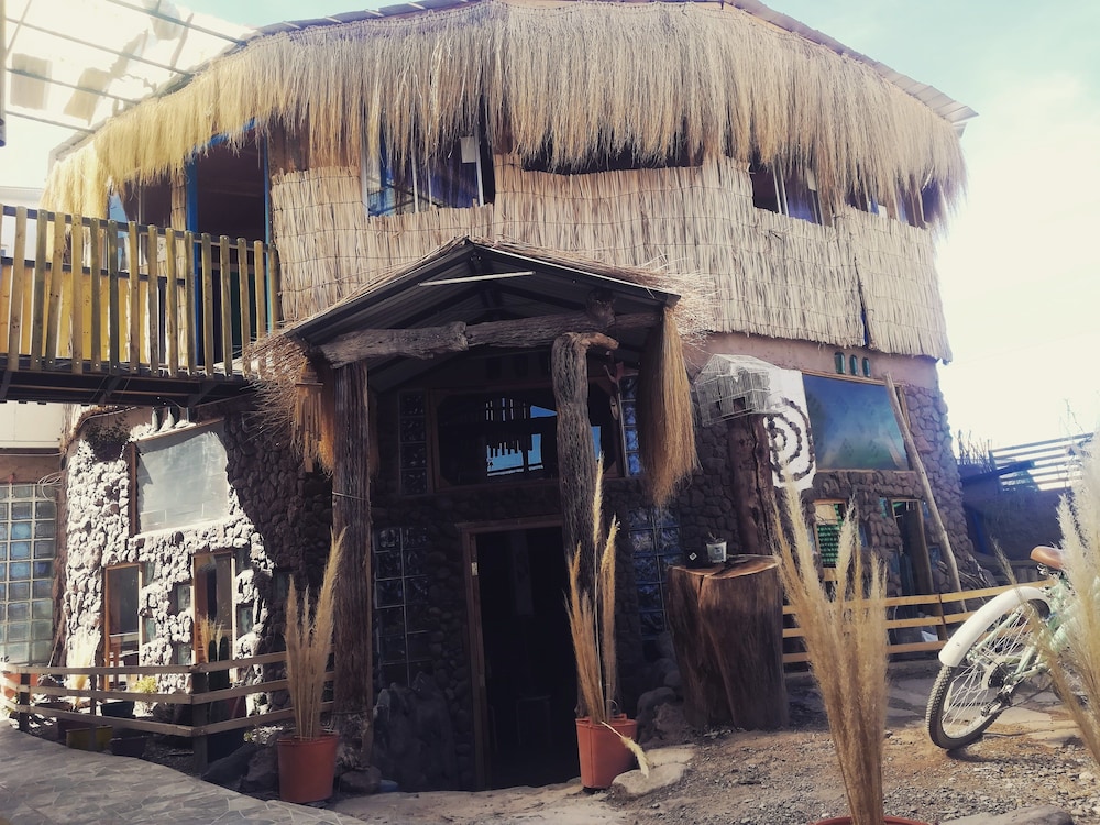 Hotel Ecoluna Lodge - Hostel - Image 1