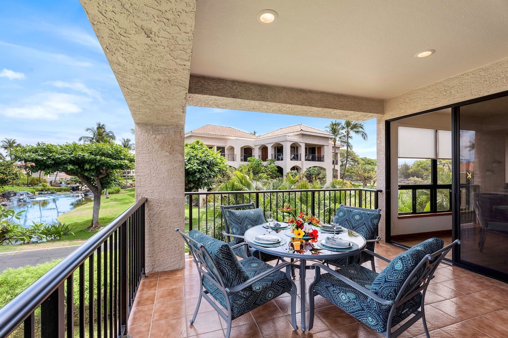 Newly Renovated - Gorgeous Condo & Location - Vrkcv