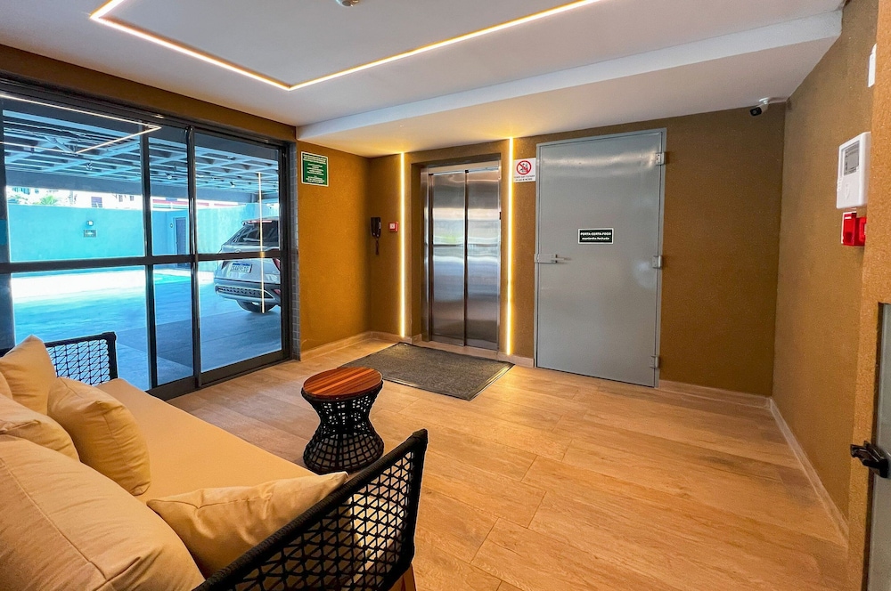 Intermares Quartz Studio 150m Praia