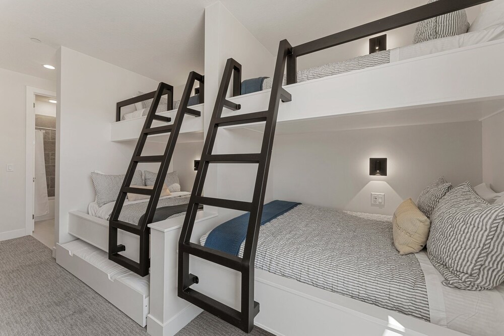 Isle Of Adventure 6 Bedroom Townhouse