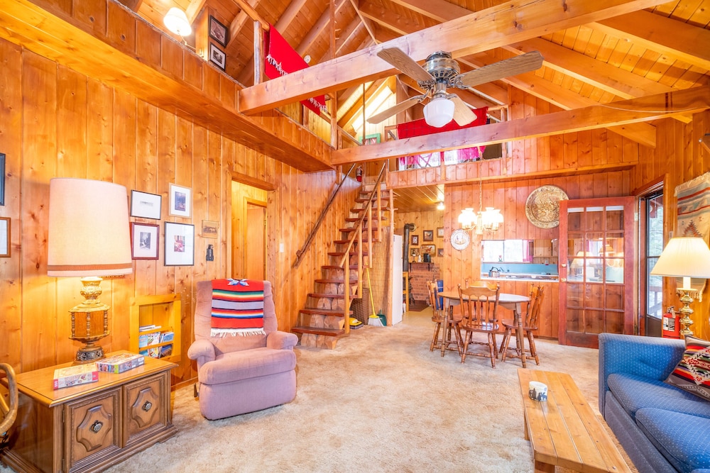Bear Paw Lodge
