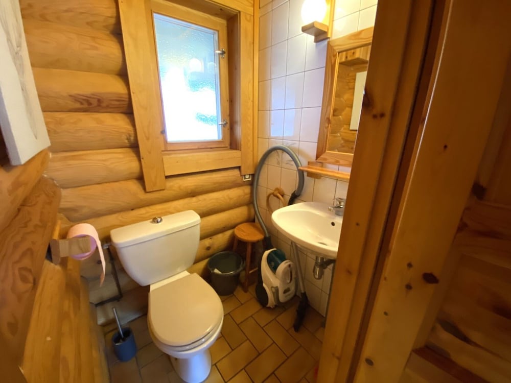 Chalet in La Bresse With Hot Tub & Mountain Views