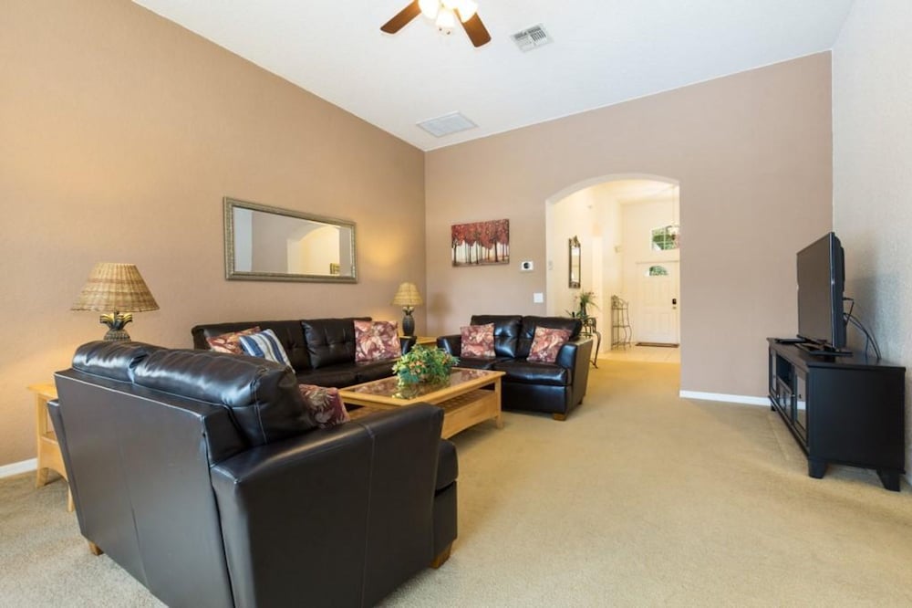 Highlands Haven Pool Spa Comfort