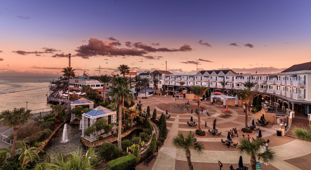 Orlando Vacations - Kemah Boardwalk Inn - Property Image 43