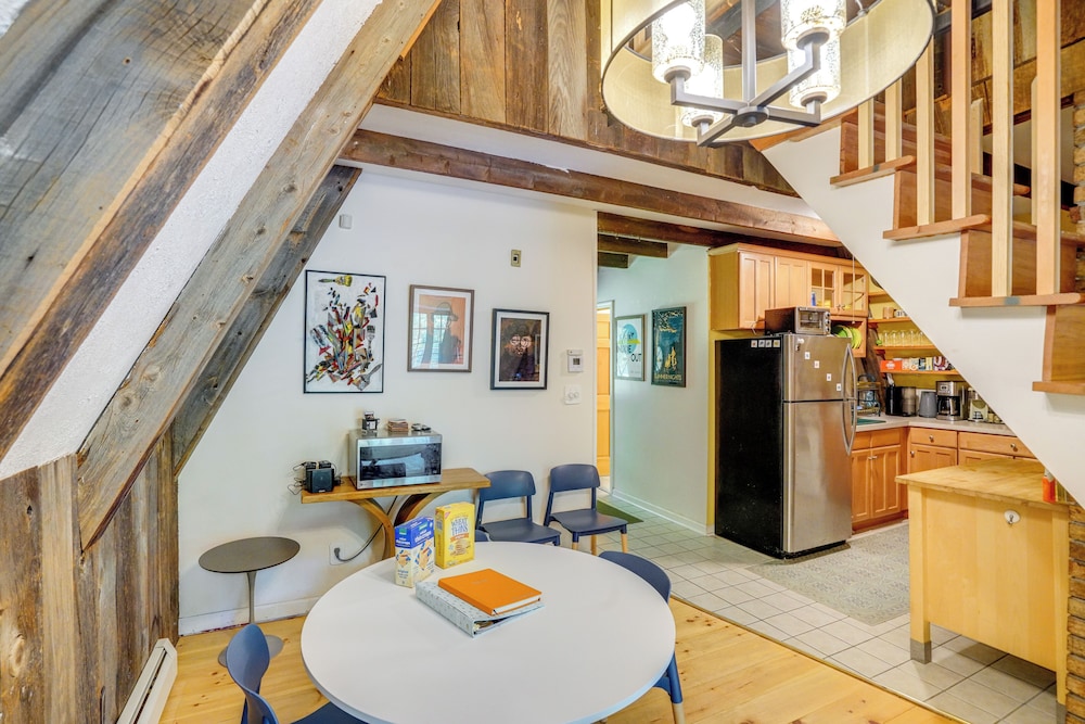 A-frame Cabin w/ Furnished Deck in Becket!