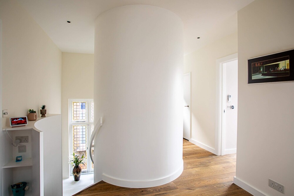 Amazing 2 bed Maida Vale Apartment w/ Patio