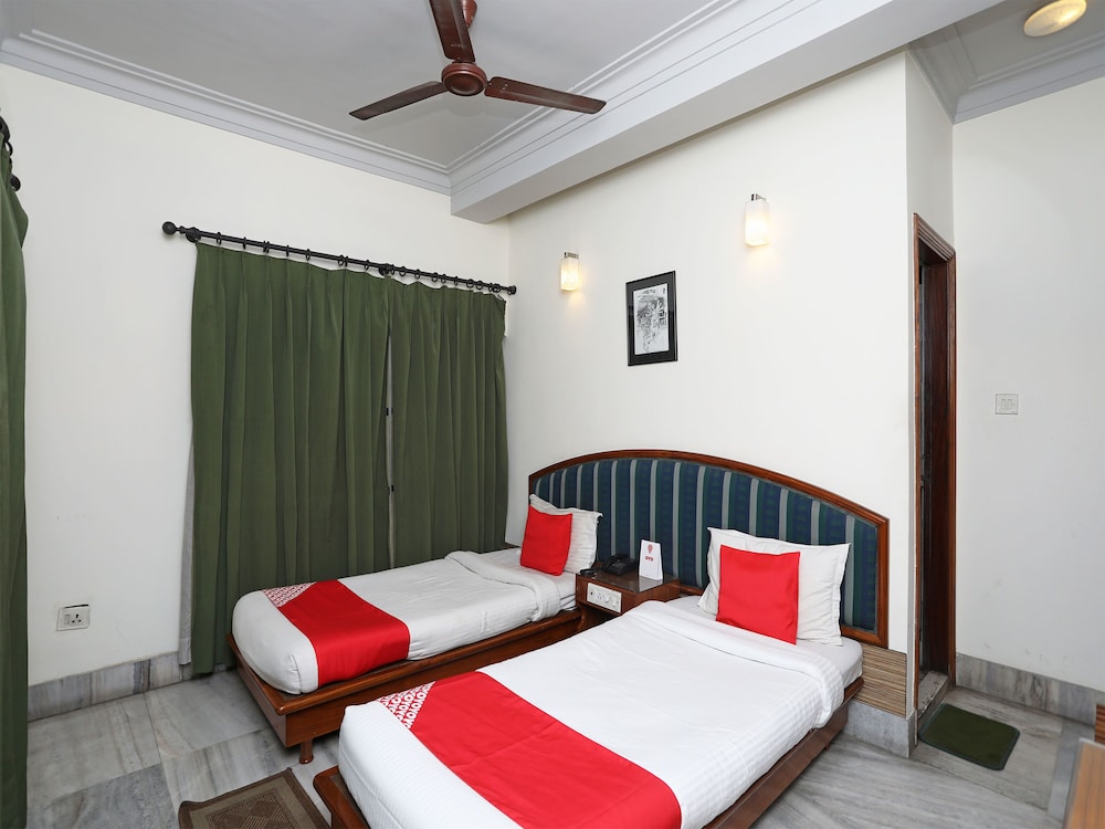 OYO 3380 Gallery Inn