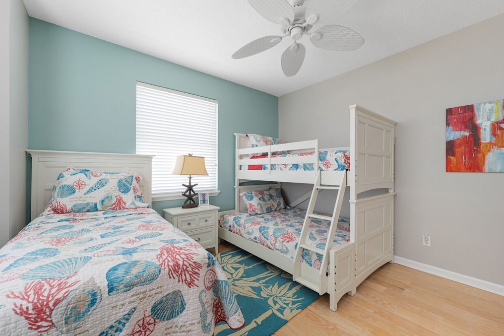 High Tide by Distinctive Beach Rentals view 2