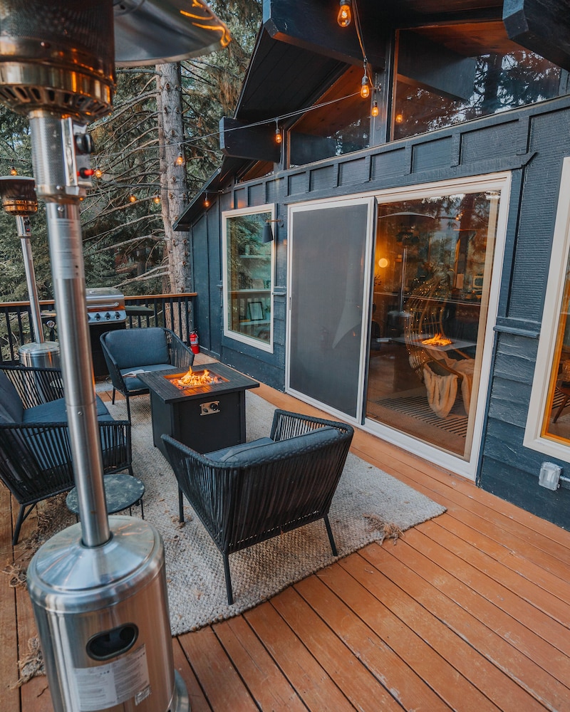 Lightfoot Cabin