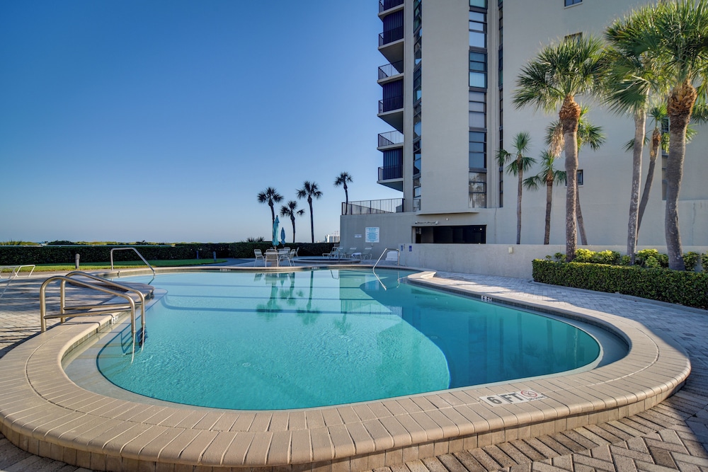 Walk to Beach & Eats: Condo w/ Pool in Clearwater!