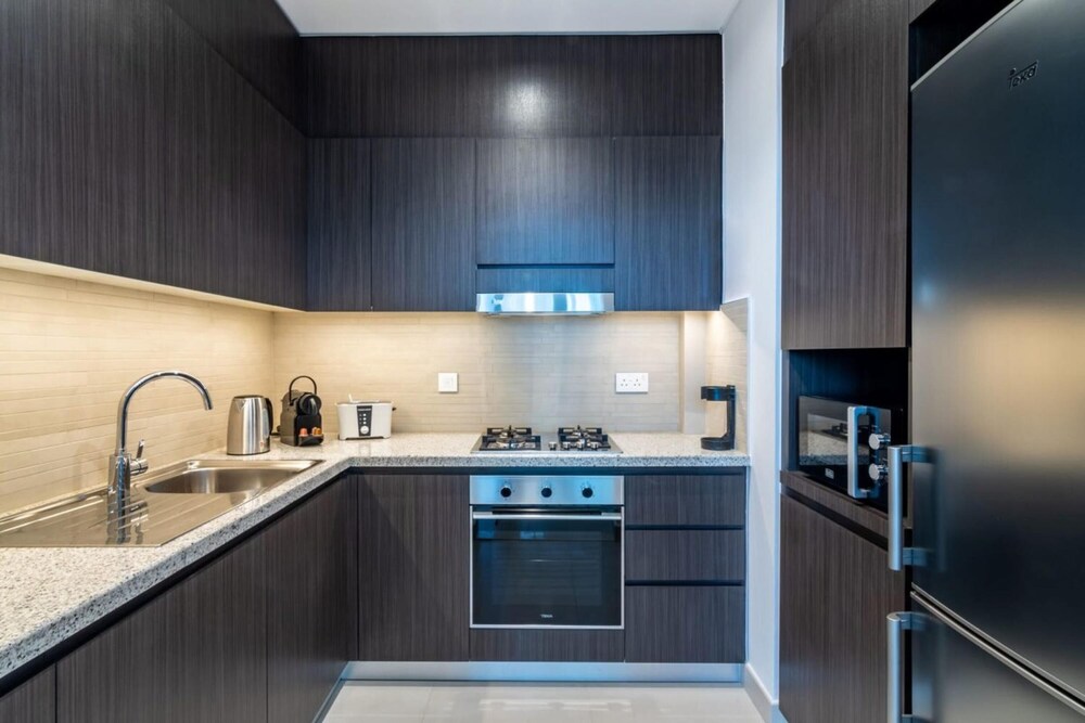 Silkhaus Spacious Near Dubai Mall Balcony Views