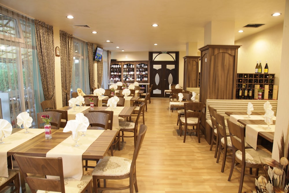 Hotel Zaara