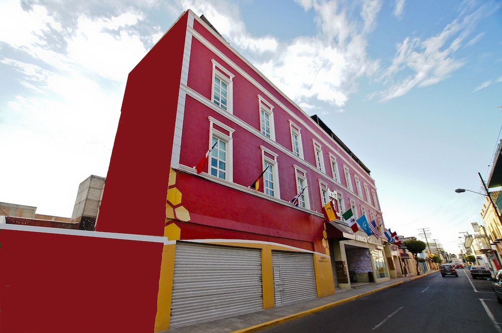 Hotel First Inn Hotel & Business