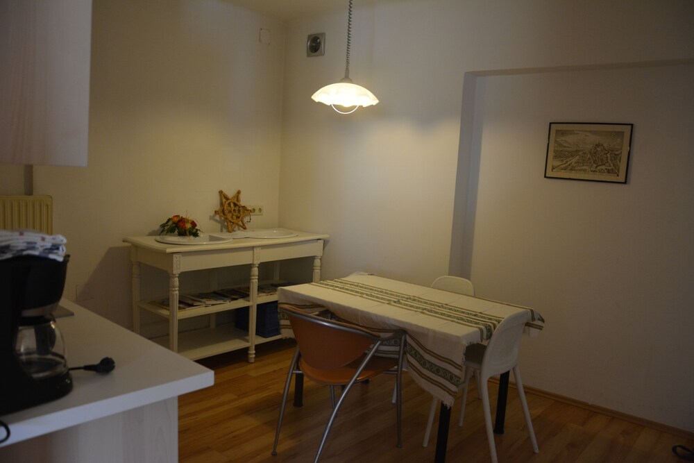 Hans-Sachs-Gasse 10