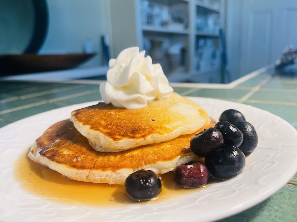 Columbus Vacations - Rothschild-Pound House Inn - Property Image 18