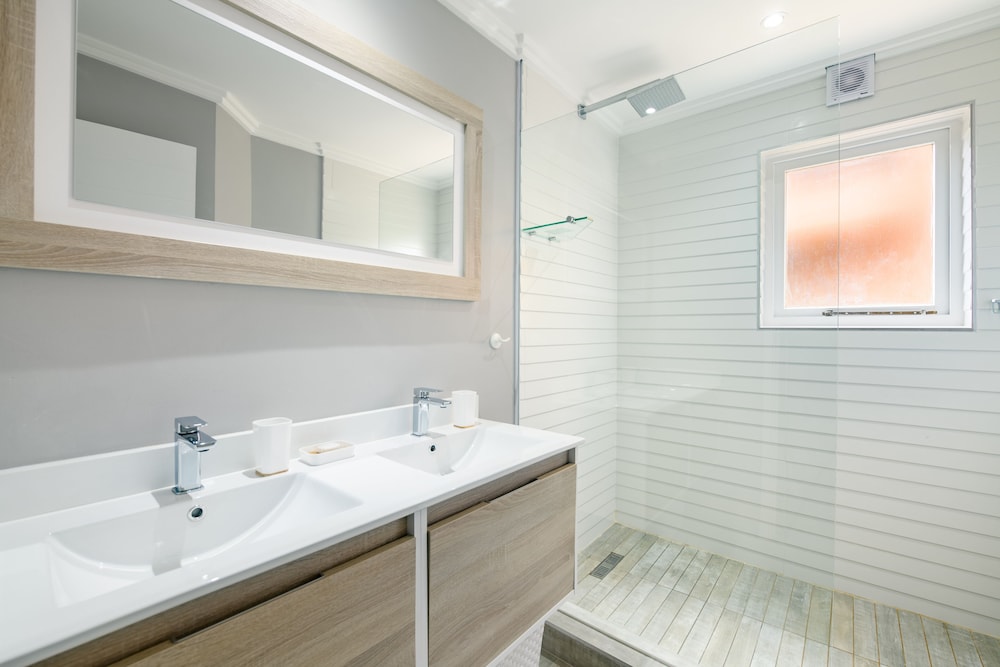 San Lameer Villa Rentals 2537