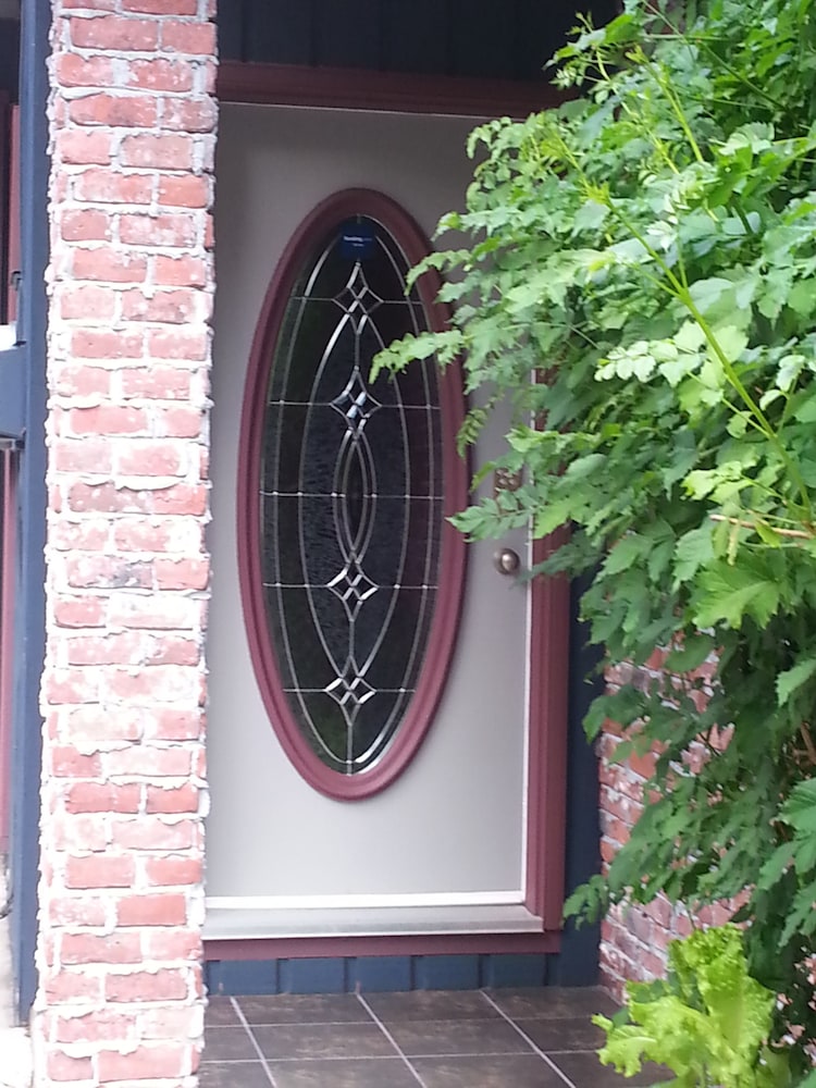 Creekside B & B