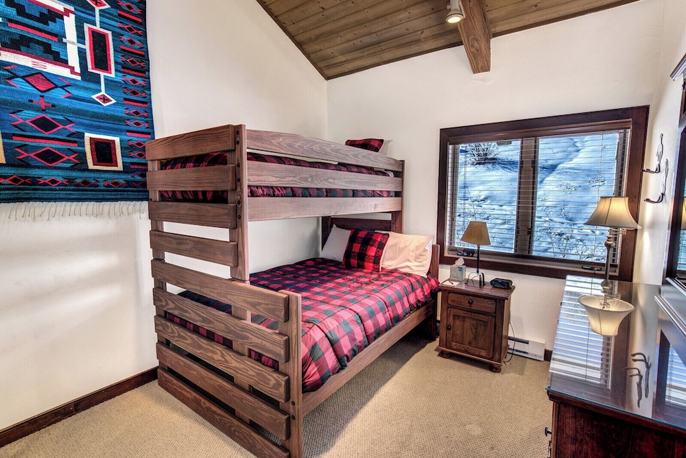 Snowmass Mountain by Snowmass Vacations