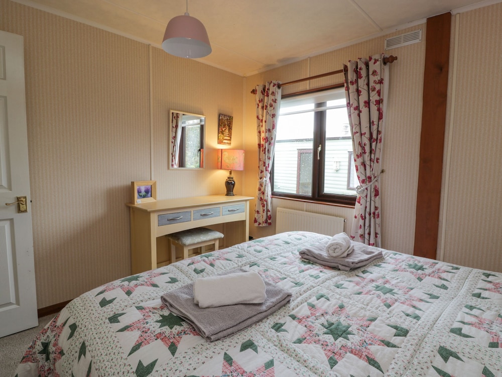 Roe Deer Lodge