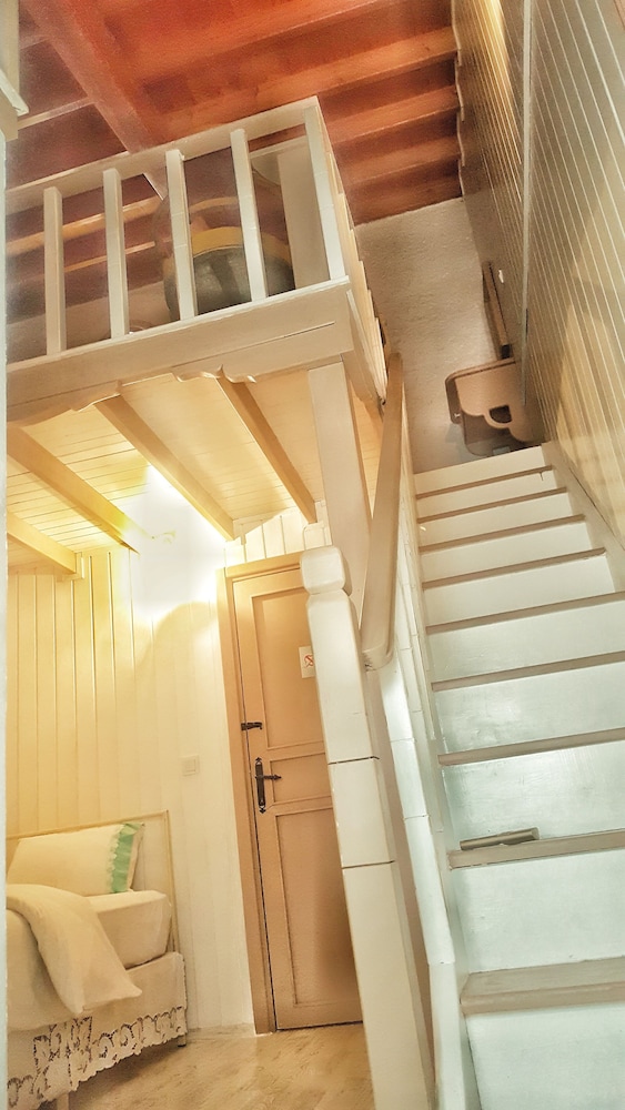 Lilyum Alaçatı Butik Otel - Image 18