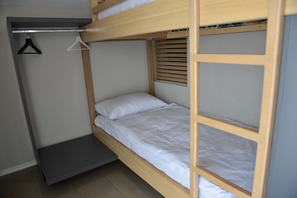 Private Rooms Choice view 4