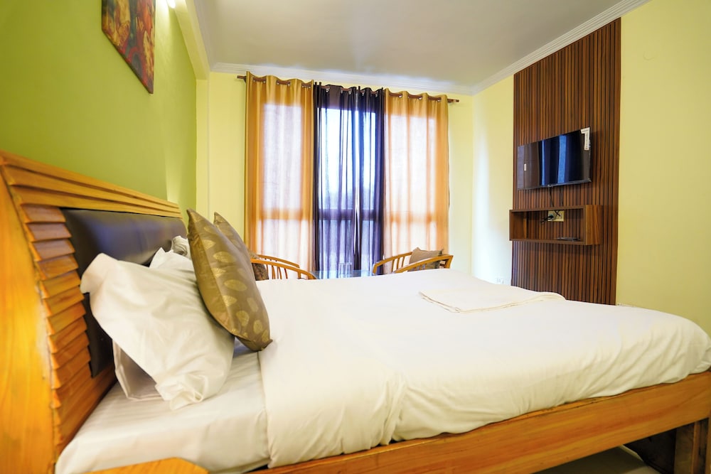 Hotel Sapphire unit of Anand Hospitality