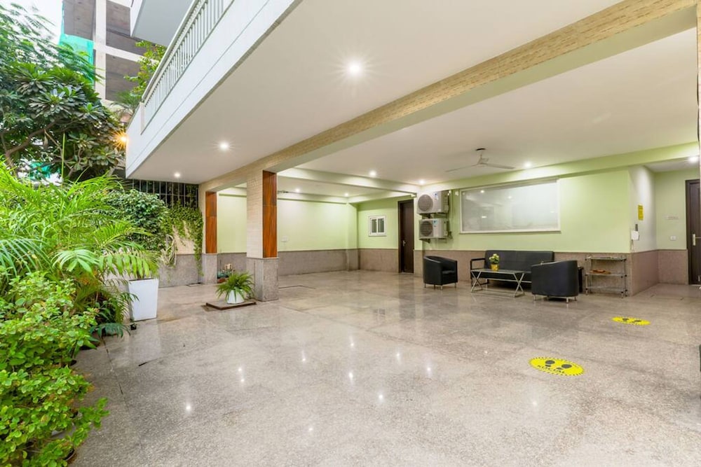 Modern City Retreat 2bhk Paras Fortis Balcony