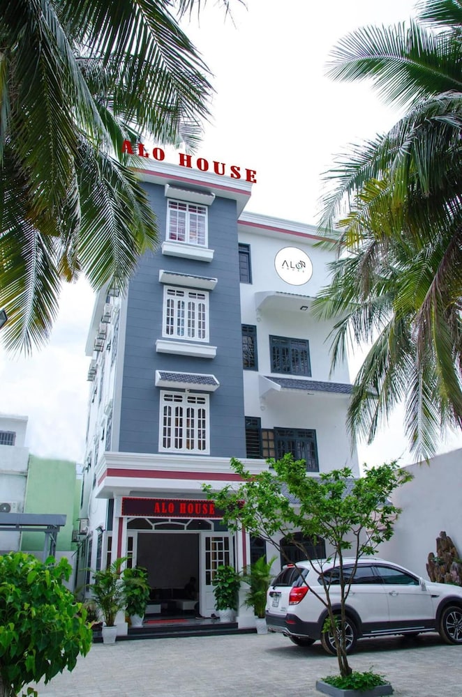 Alo House