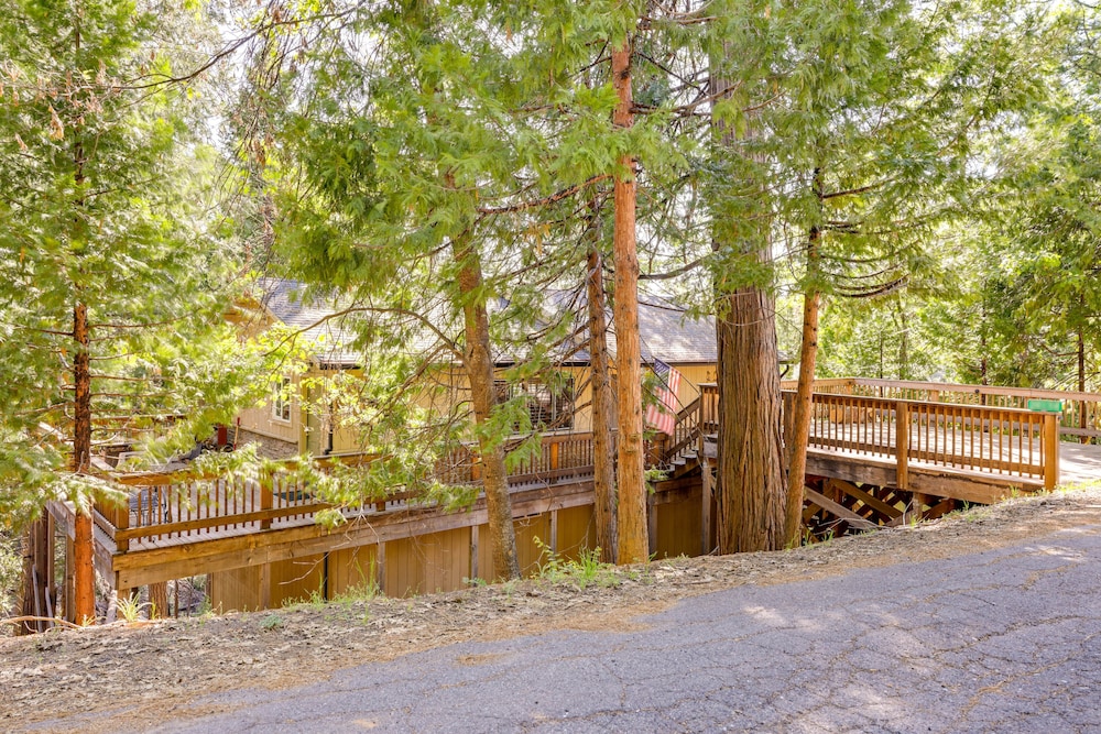 Cozy Mi-wuk Village Cabin w/ Deck! view 2
