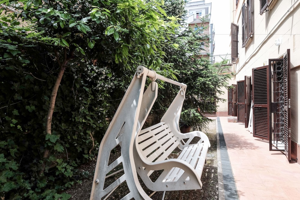 Lush Garden Steps Away from Great Park