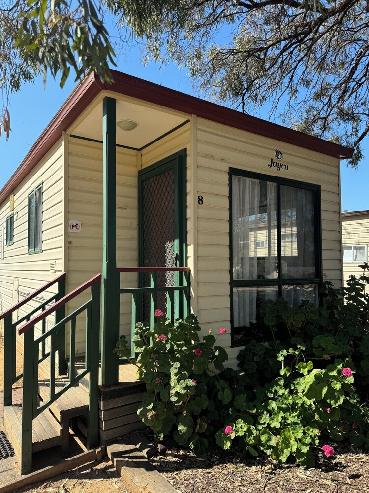Hay Caravan Park