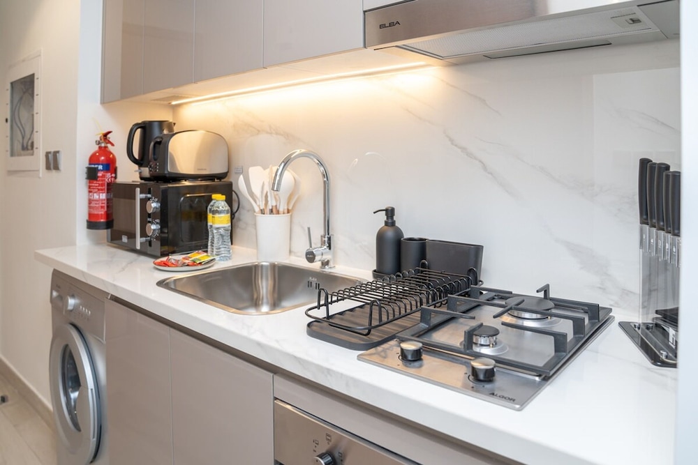 Serene Studio Apartment at Azizi Riviera Near to Burj Khalifa