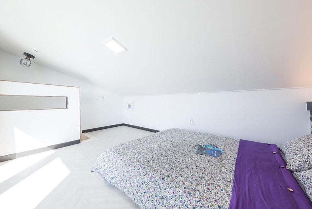Yeosu Ggotnal Pension