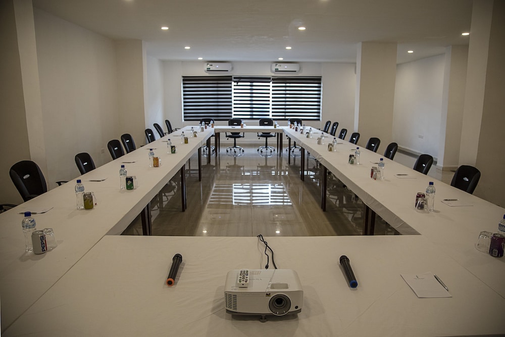 meeting & event spaces