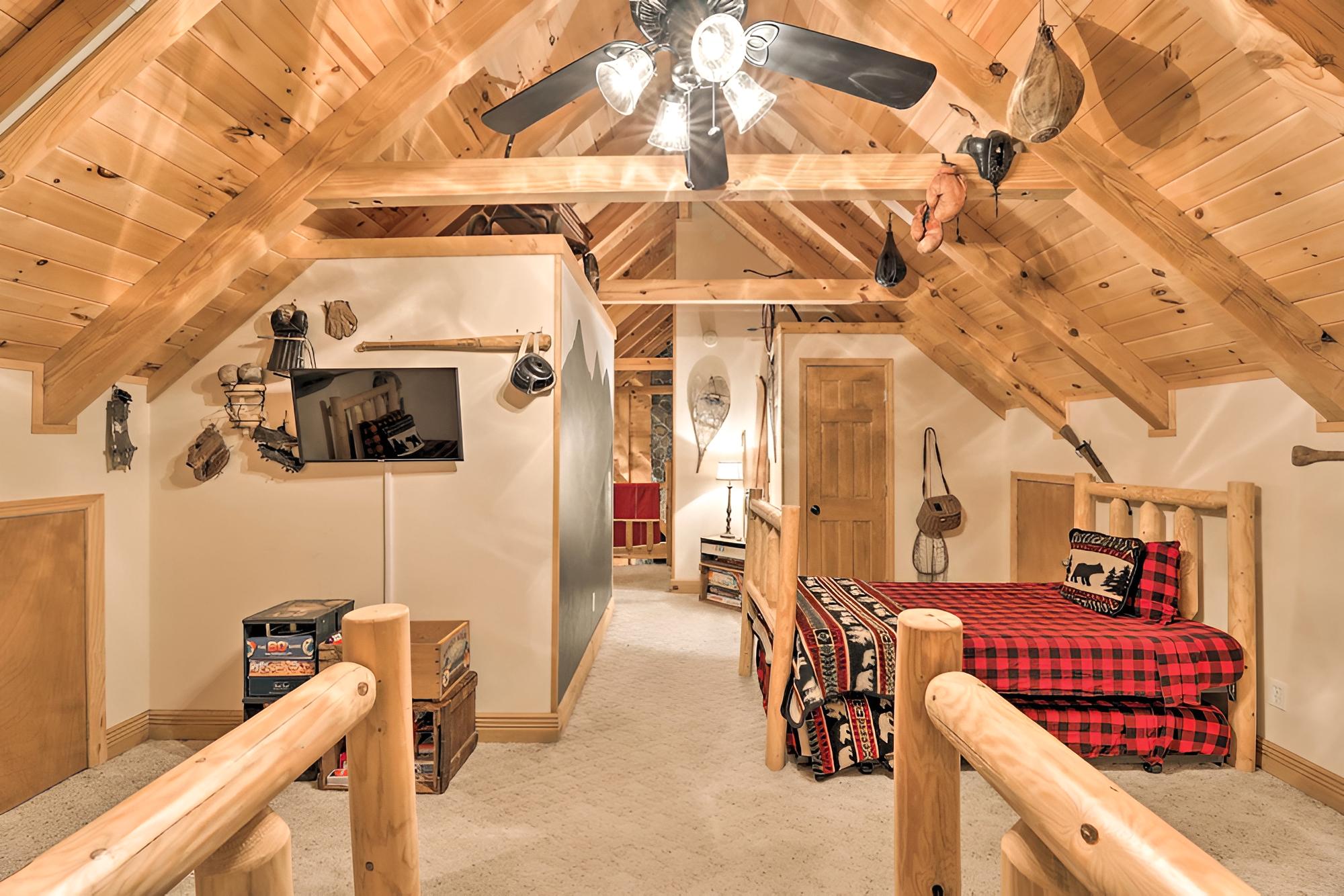 Coalmont Cabin < 10 Miles to Hiking & Fishing view 2