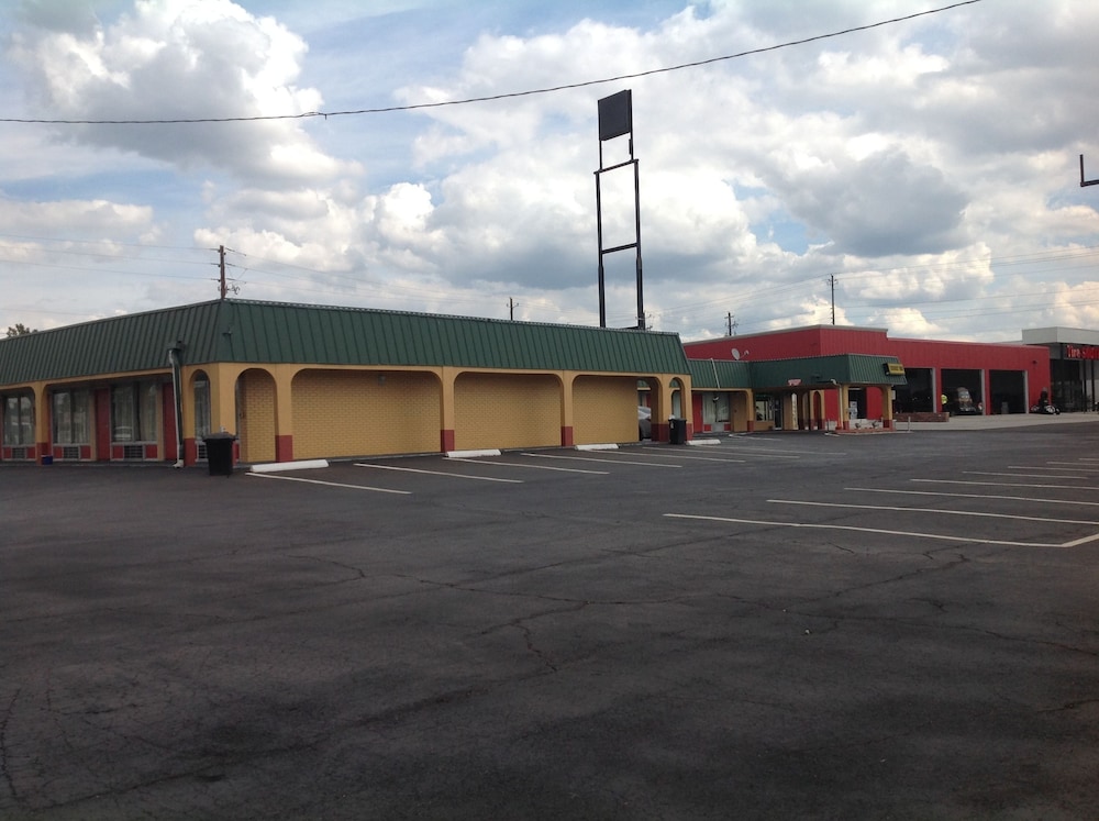 Budget Inn