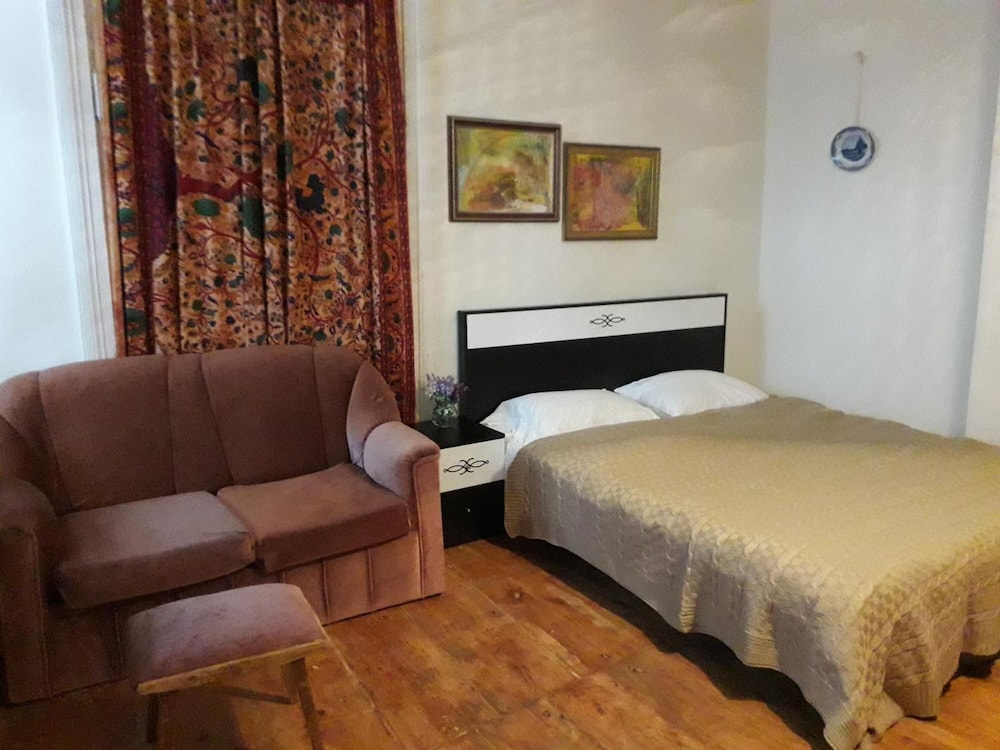 Nana's Guesthouse
