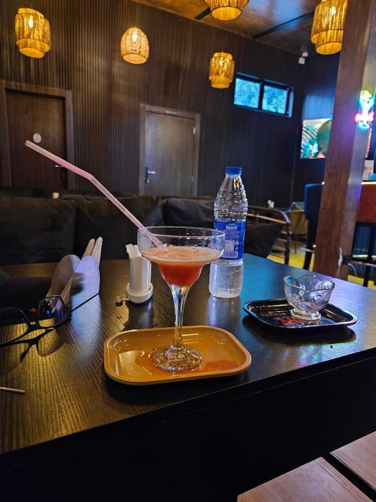 Ihsuites