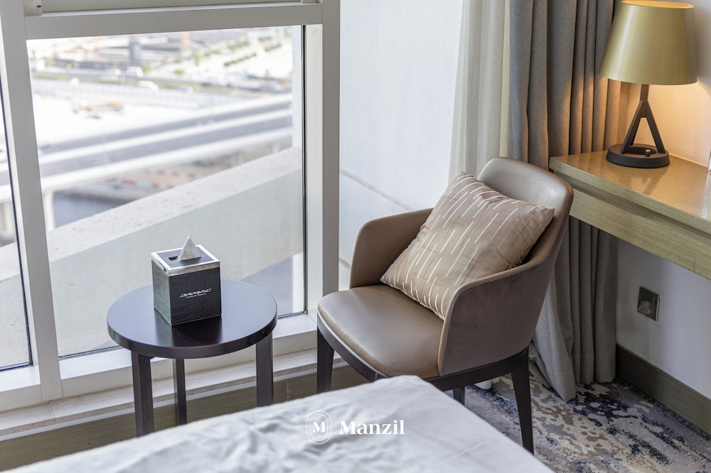 Manzil-Waterfront Studio in Business Bay