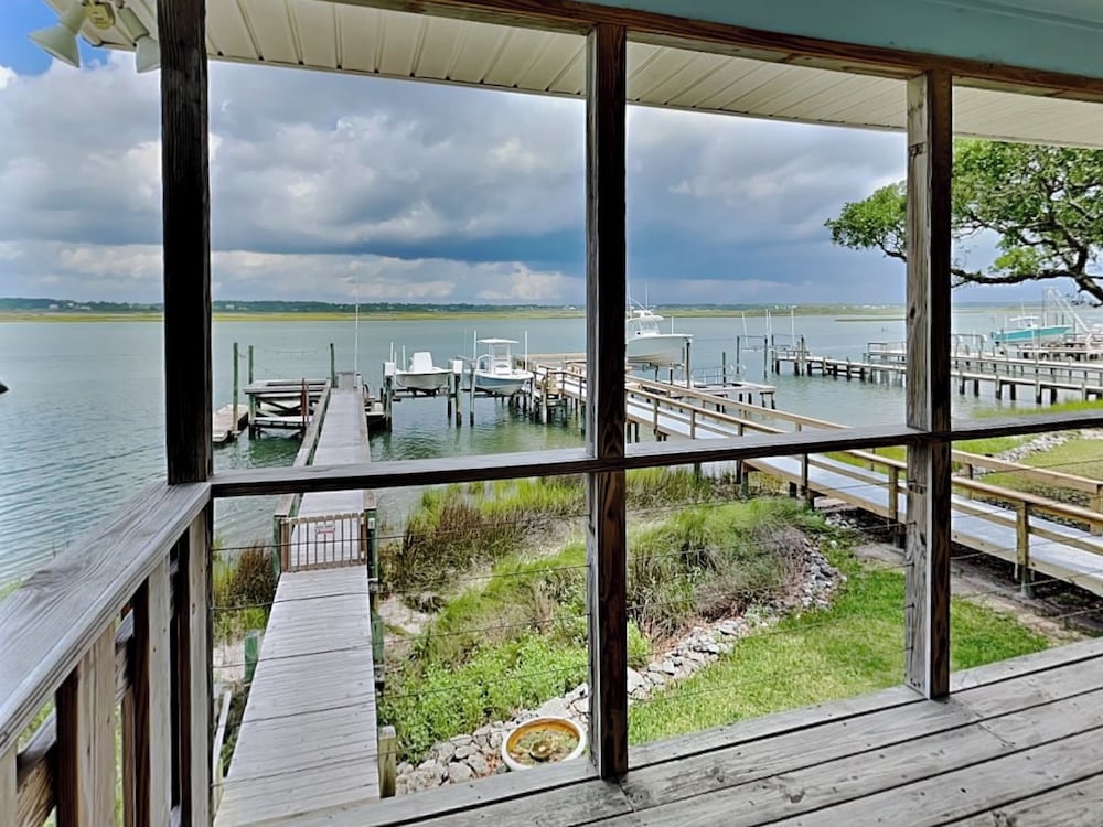 The Hydeaway by Topsail Realty