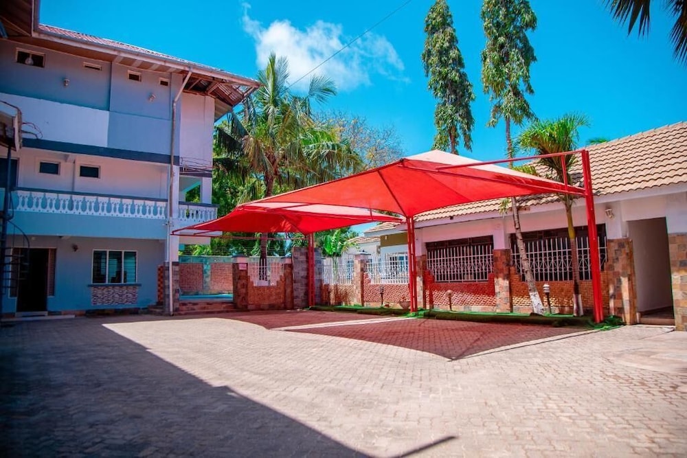 Brightstar Apartments Diani