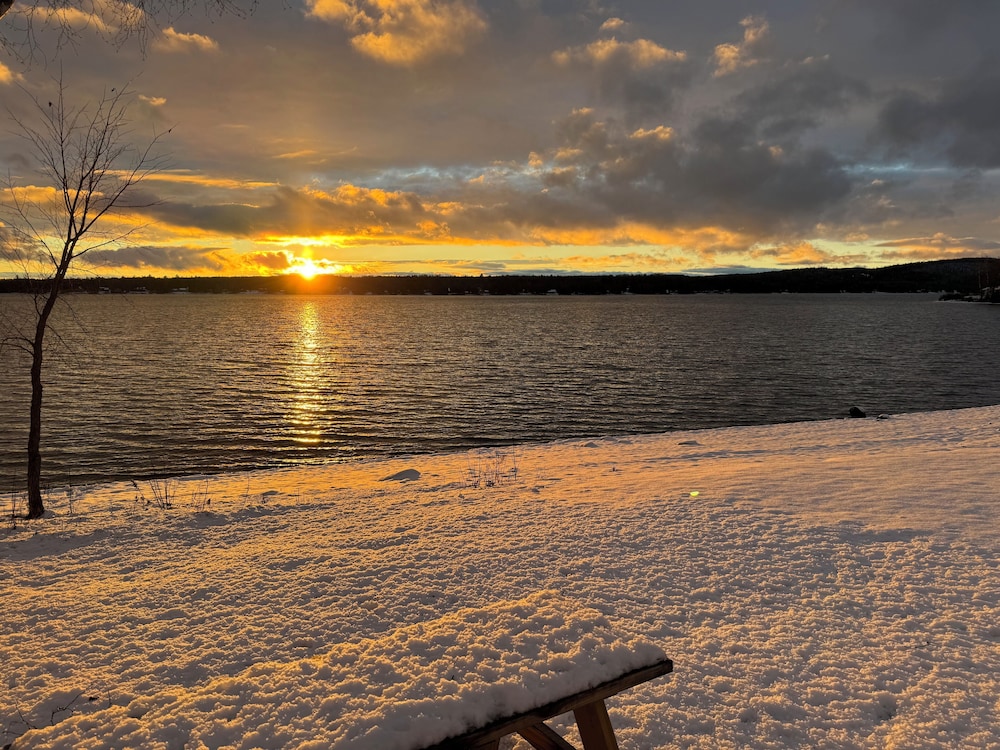 Portage Lakeside Cabins